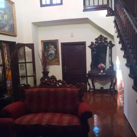 Villa Calle Los Arenales