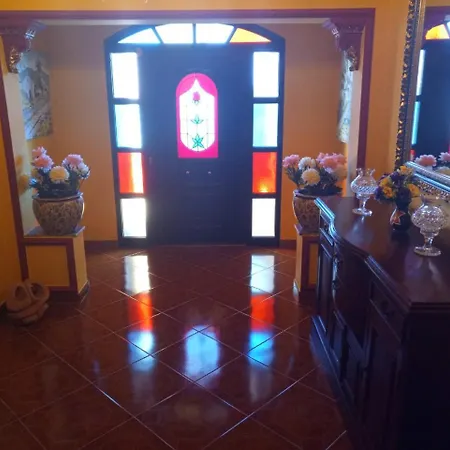 Villa Calle Los Arenales *